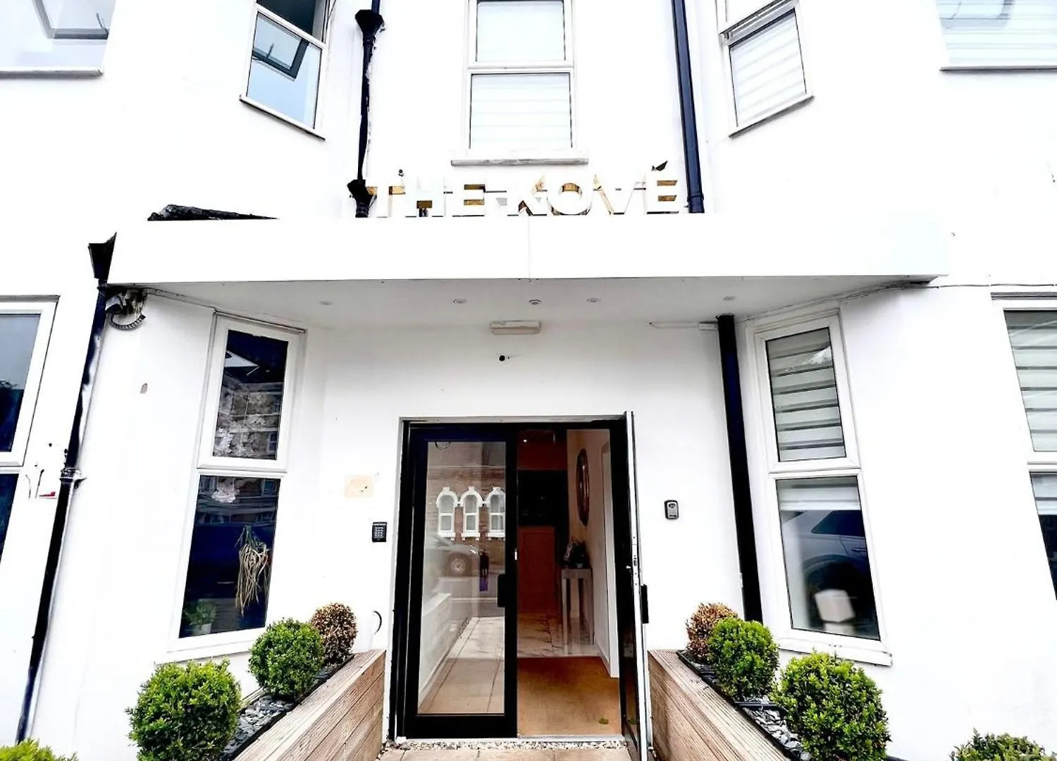 The Beach House 211, The Kove, Bournemouth Beach United Kingdom